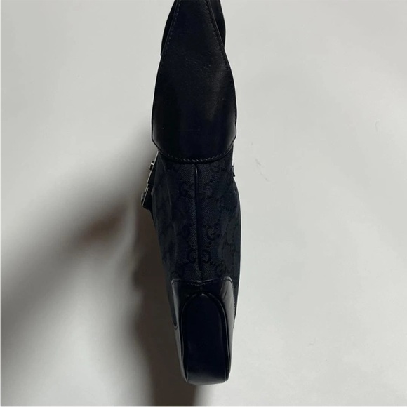 Gucci Black and Gold Shoulder Bag - Picture 4 of 10